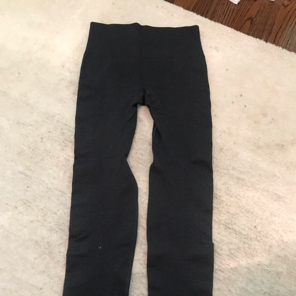 lululemon leggings - Picture 3 of 6